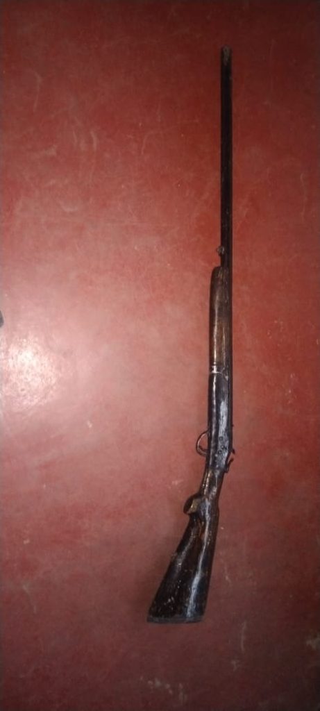 பசறை-யூரி மாப்பாகளைப் பகுதியில் துப்பாக்கியுடன் ஒருவர் கைது