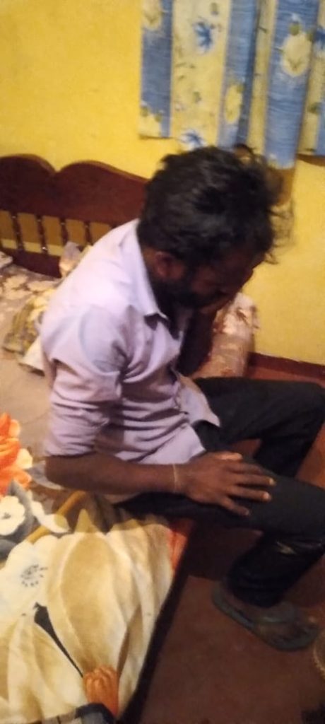 அக்கரப்பத்தனை ,அக்ரல்பெத்தை தோட்டத்தில் இரு குழுக்களிடையே மோதல் சிறுவர்கள் உட்பட பத்திற்கும் மேற்ப்பட்டோருக்கு காயம் .