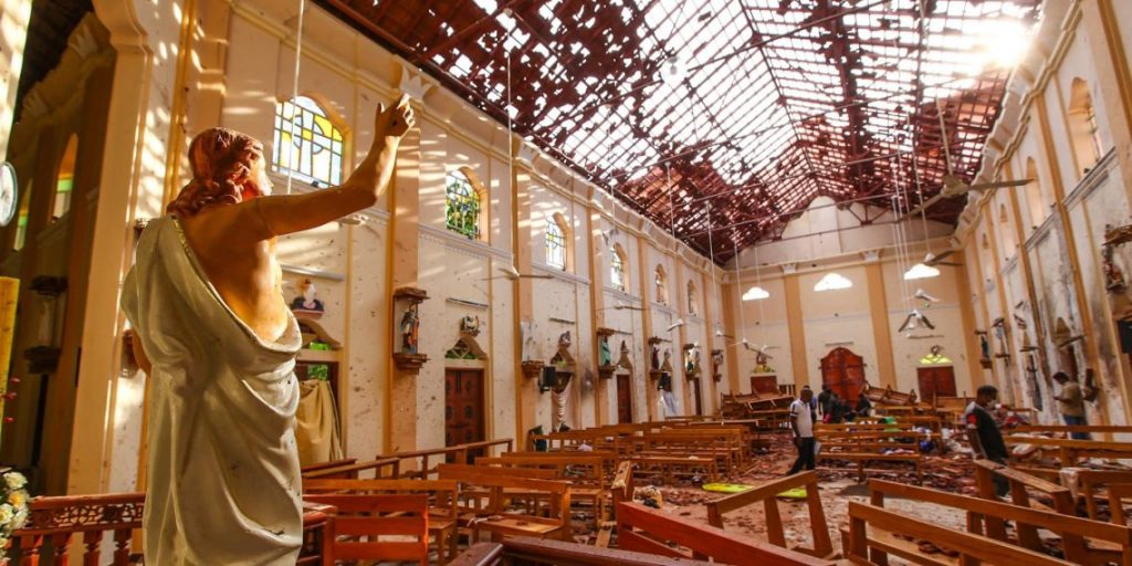 உயிர்த்த ஞாயிறு தாக்குதல் தொடர்பான அறிக்கை கத்தோலிக்க ஆயர் பேரவையிடம் கையளிப்பு.