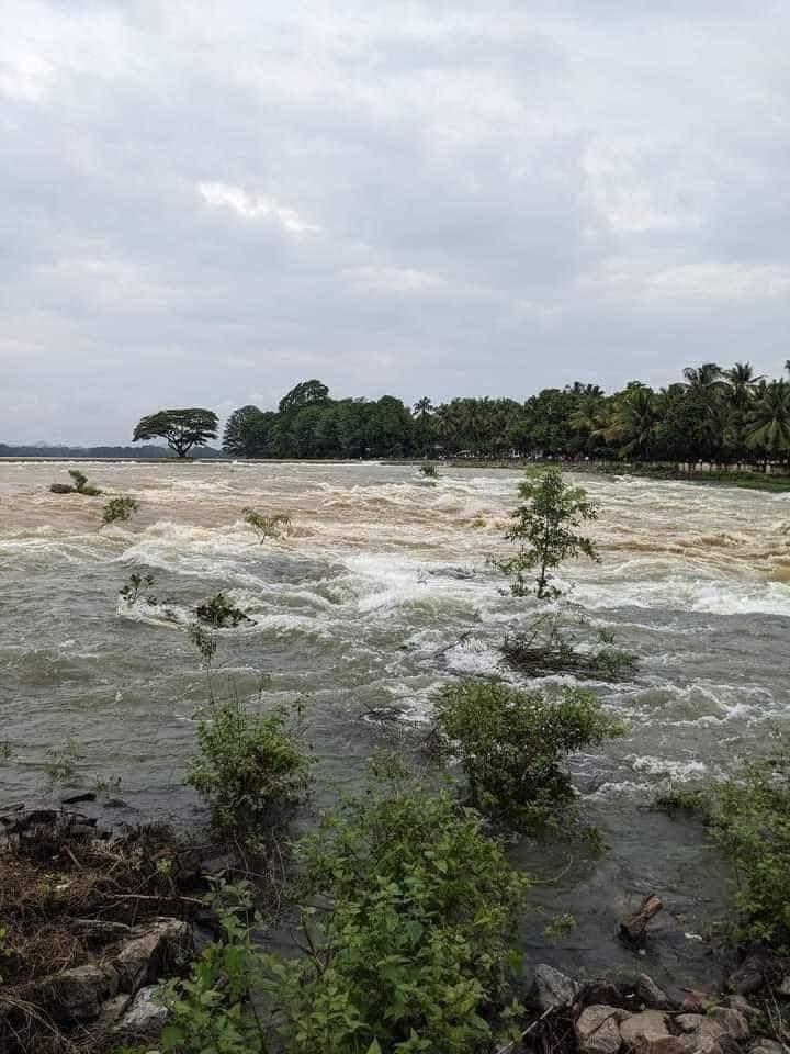 எம்பிலிபிட்டிய சந்திரிக்கா வாவியின் நீர் மட்டம் அதிகரித்துள்ளது.