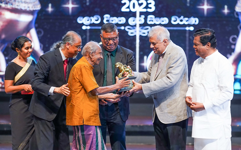 மூன்று ஆண்டுகளுக்குப் பின்னர் ஜனாதிபதி சினிமா விருது விழா பிரமாண்டமாக நடைபெற்றது