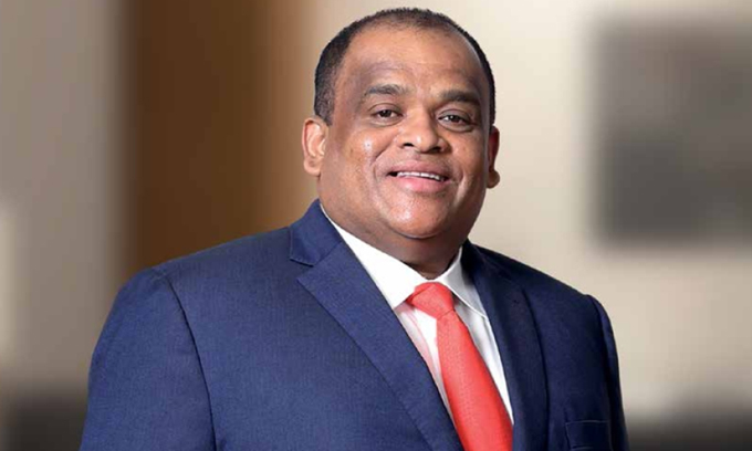 ஜனாதிபதி தேர்தலில் இருந்து தற்காலிகமாக விலகுகிறார் தம்மிக்க பெரேரா.