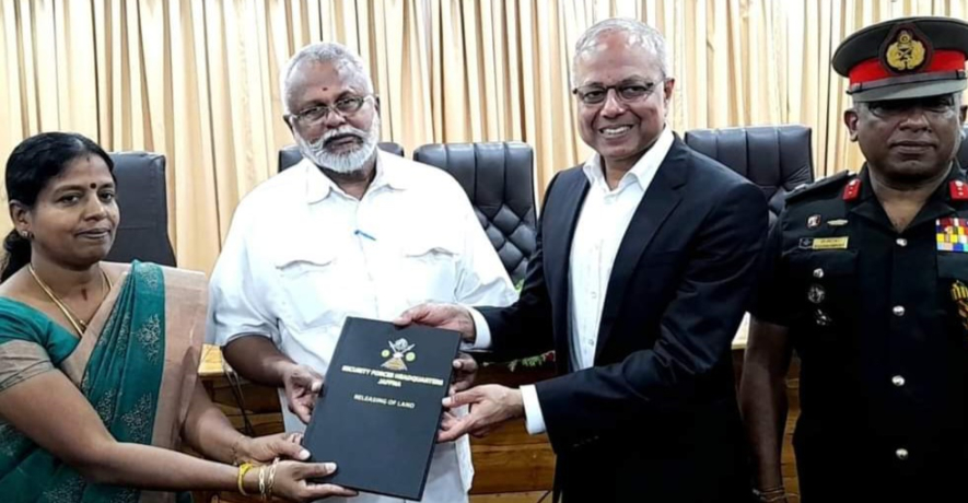 யாழ்ப்பாணம் மற்றும் கிளிநொச்சி மாவட்டங்களில் உள்ள உயர்பாதுகாப்பு வலய காணிகள் கையளிப்பு நிகழ்வு