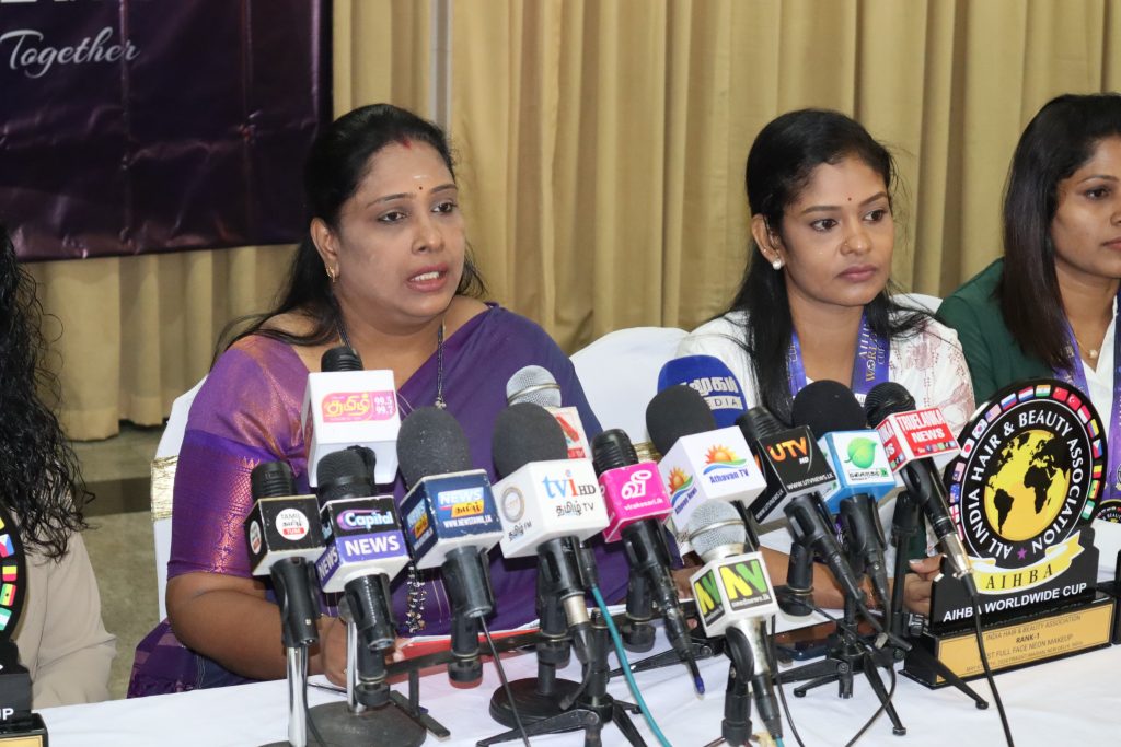 பெண் ஒப்பனை கலைஞர்கள் மற்றும் சிறு கைத்தொழில் செய்யும் பெண்களுக்கு “மேக்கப் ஆர்ட்டிஸ்ட் கிளப் ஒப் லங்கா”மூலம் உதவிகள்