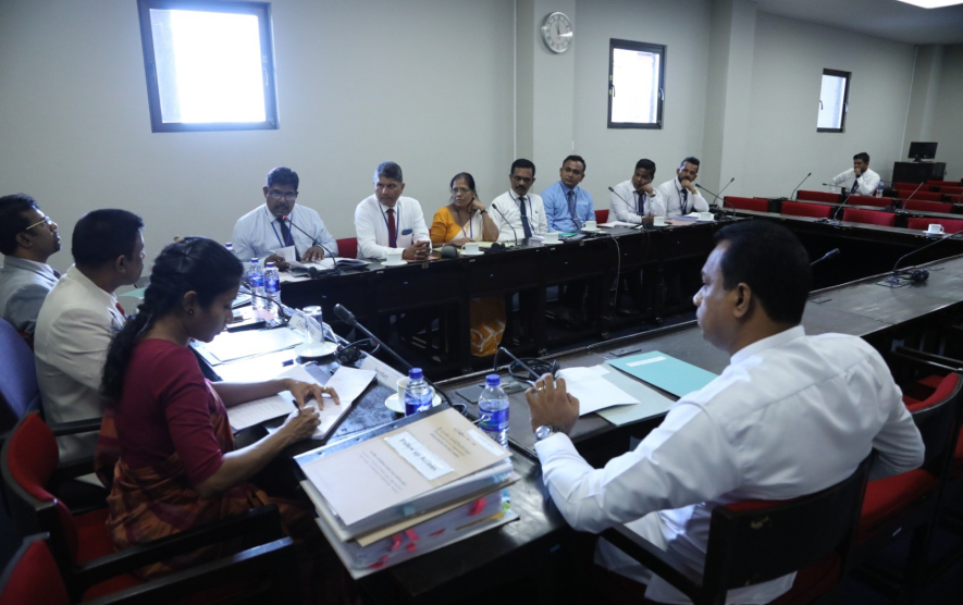 பெருந்தோட்டக் கம்பனிகள் அனுமதியின்றி ஆக்கிரமித்துள்ள காணிகளை மீட்பதற்கு உடனடியாக சட்டத்தின் ஊடாக நடவடிக்கை எடுக்க வேண்டும்