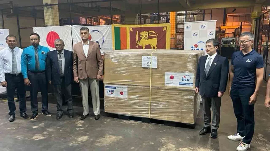 சீரற்ற காலநிலையினால் பாதிக்கப்பட்ட மக்களுக்காக ஜப்பான் அரசாங்கம் சுமார் 300 மில்லியன் ரூபா பெறுமதியான உதவிப் பொருட்களை இலங்கைக்கு வழங்கியுள்ளது