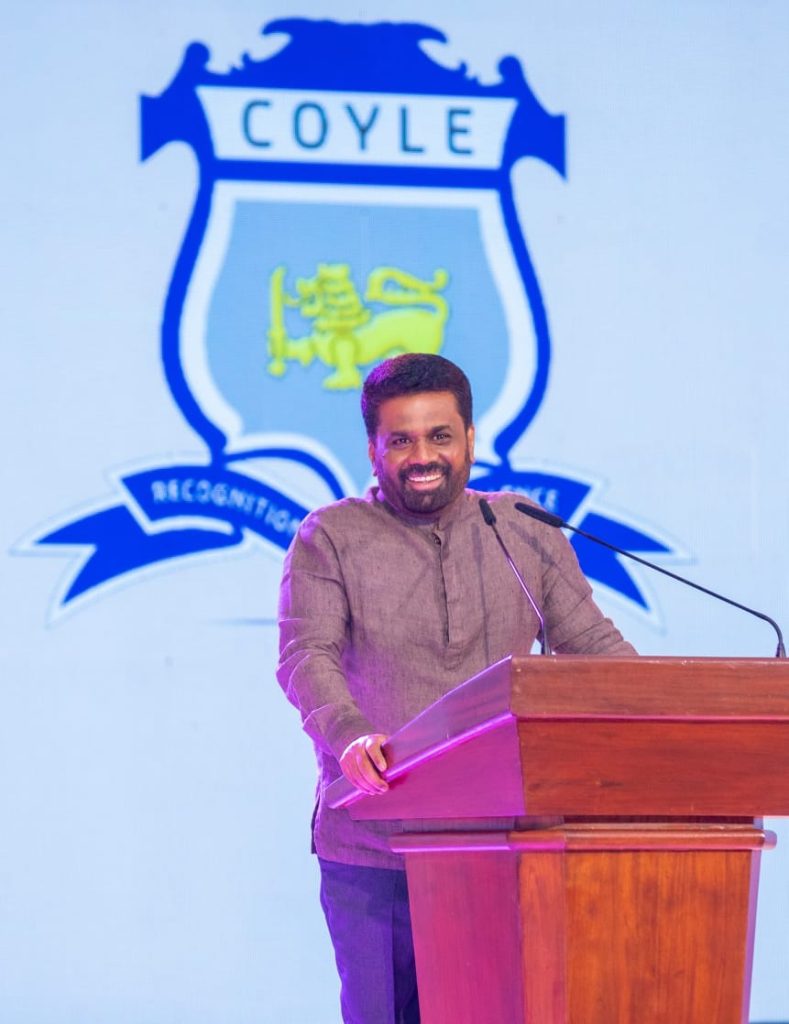 மக்களின் ஒவ்வொரு ரூபாயையும் பயன்படுத்தும் போது கடவுளின் பணியாக கருதி செயற்படுகிறோம்.