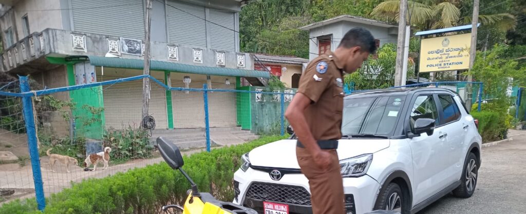 கம்பளையில் சோகம்: முந்திச் செல்ல முயன்ற காரால் விபத்து – 3 வயது சிறுமி பலி!