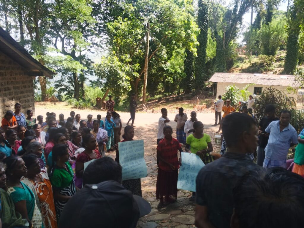 தோட்ட அதிகாரி தாக்குதல்: உனுகலை தோட்டத்தில் வேலைநிறுத்தம் – போராட்டம் தீவிரம்