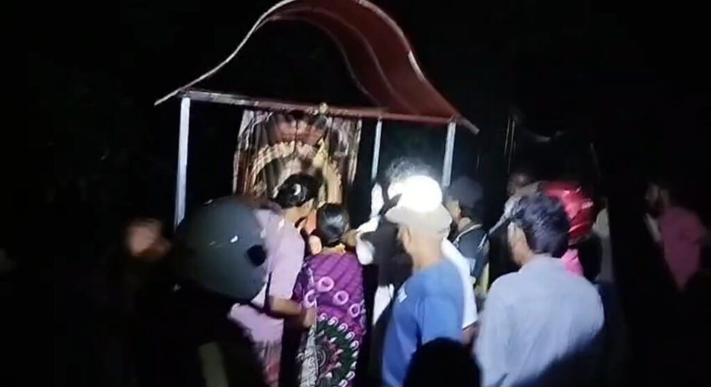 பலாங்கொடை உடகந்த விநாயகர் சிலை உடைப்பு சம்பவம்: நால்வர் கைது-பிரதி அமைச்சரின் தலையீட்டையடுத்து நடவடிக்கை