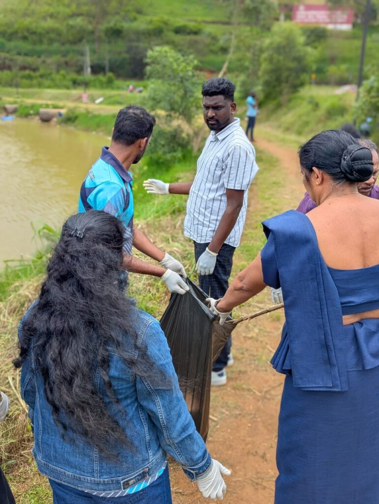 உள்ளூராட்சி வாரத்தின் இரண்டாம் நாளினை முன்னிட்டு கொட்டகலை ஈர நில பூமியில் சுத்தப்படுத்தல் வேலைத்திட்டம்